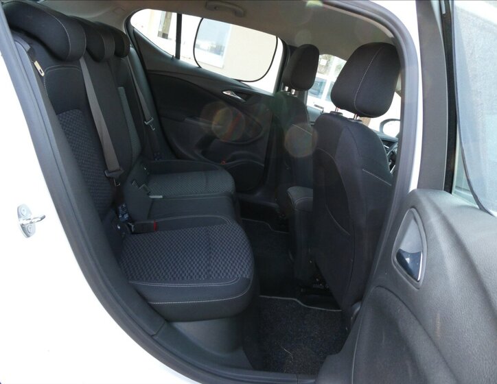 Opel Astra Hatchback 1,6 l 81 kw