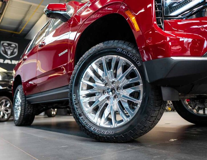 Chevrolet Tahoe SUV 6,2 l 313 kw