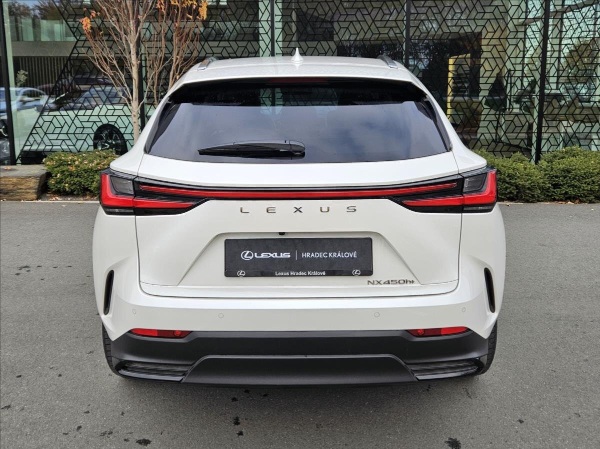 Lexus NX 450h plus SUV / Terénní 2,5 l 227 kw
