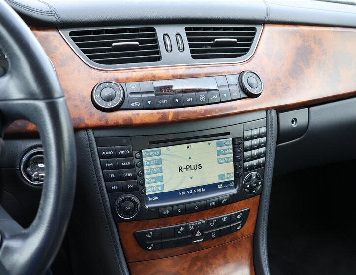 Mercedes-Benz CLS Sedan 3,5 l 215 kw