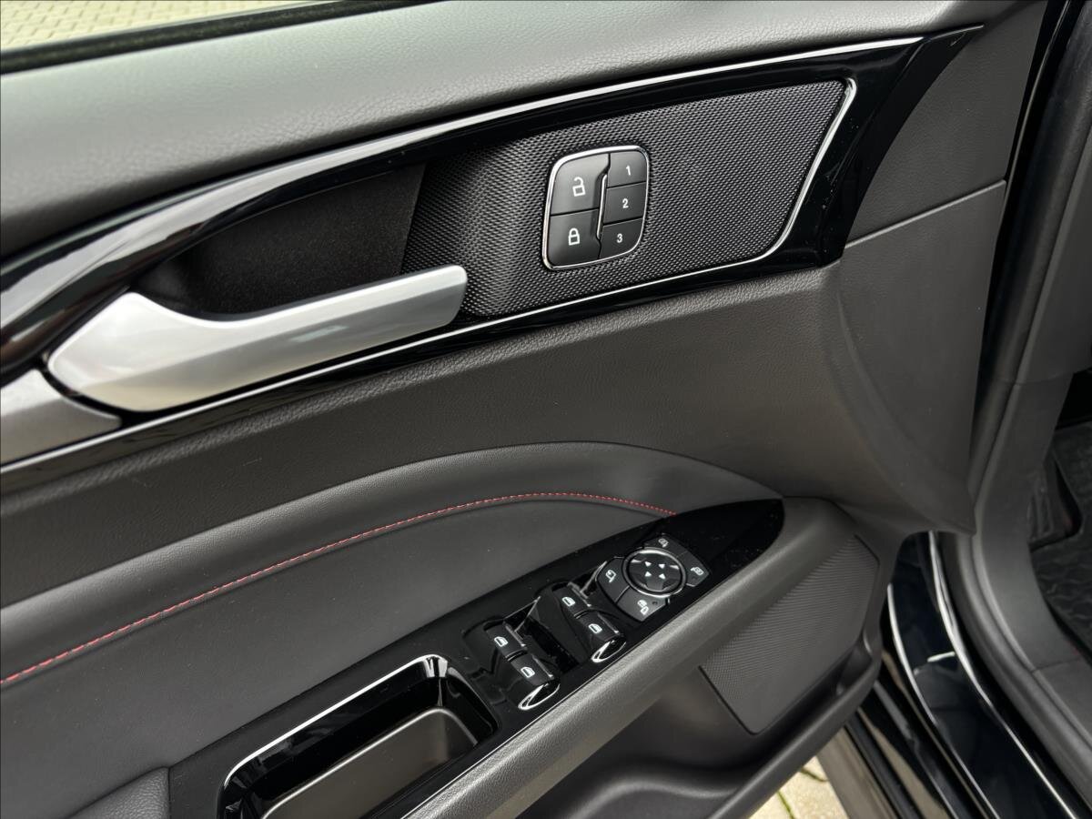 Ford Mondeo Kombi 2,0 l 140 kw