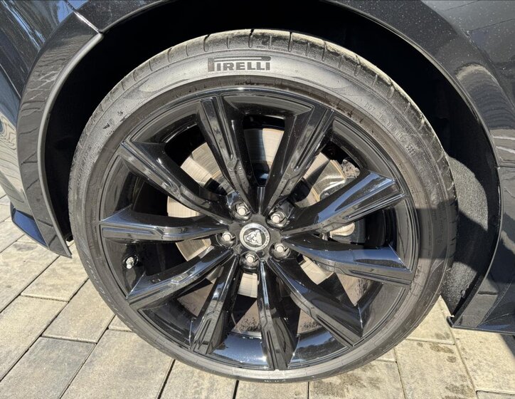 Jaguar F-Type Kabriolet 5,0 l 423 kw