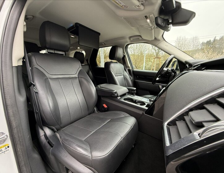 Land Rover Discovery SUV / Terénní 3,0 l 225 kw