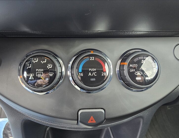 Nissan Note Hatchback 1,5 l 66 kw