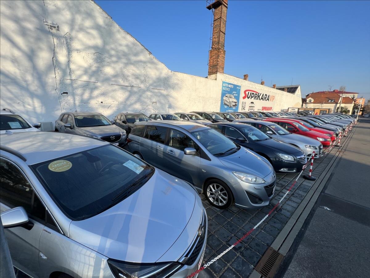 Volkswagen Touran MPV 1,6 l 77 kw