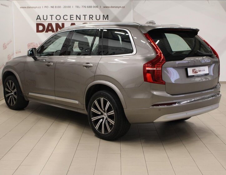 Volvo XC90 SUV / Terénní 2,0 l 173 kw