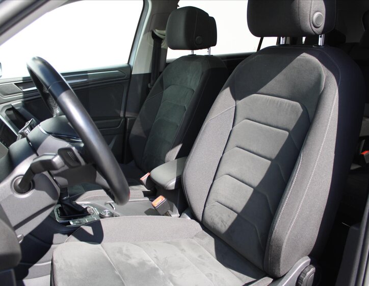 Volkswagen Tiguan 10