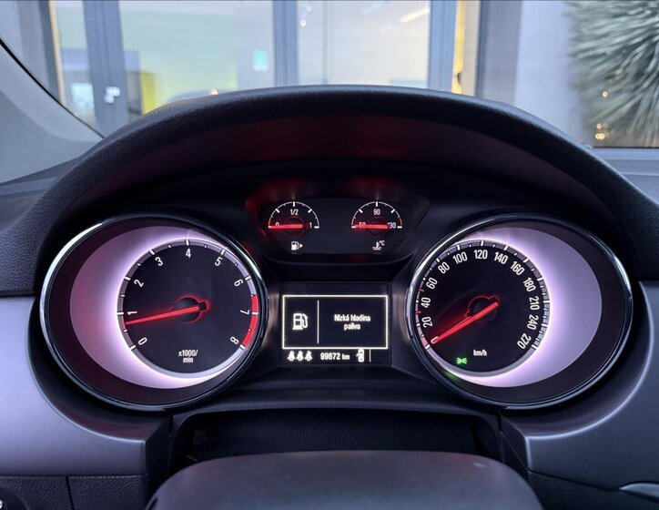 Opel Astra Hatchback 1,4 l 92 kw