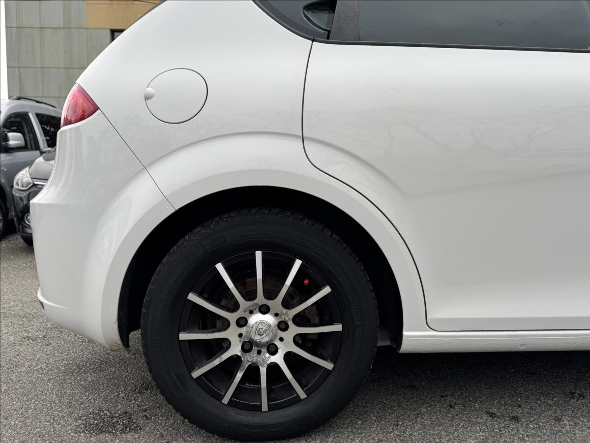 Seat Leon Hatchback 1,4 l 92 kw