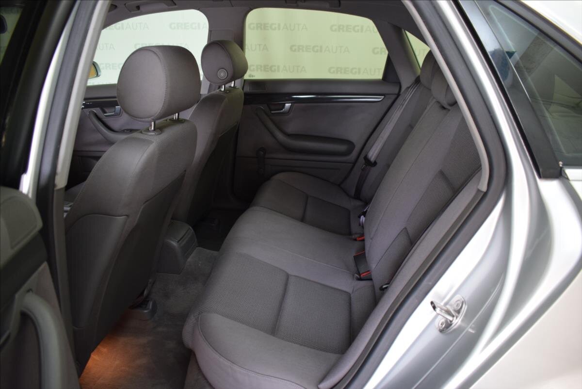 Audi A4 Sedan / Limuzína 2,0 l 96 kw