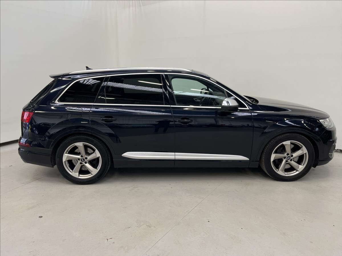 Audi SQ7 SUV / Terénní 4,0 l 320 kw