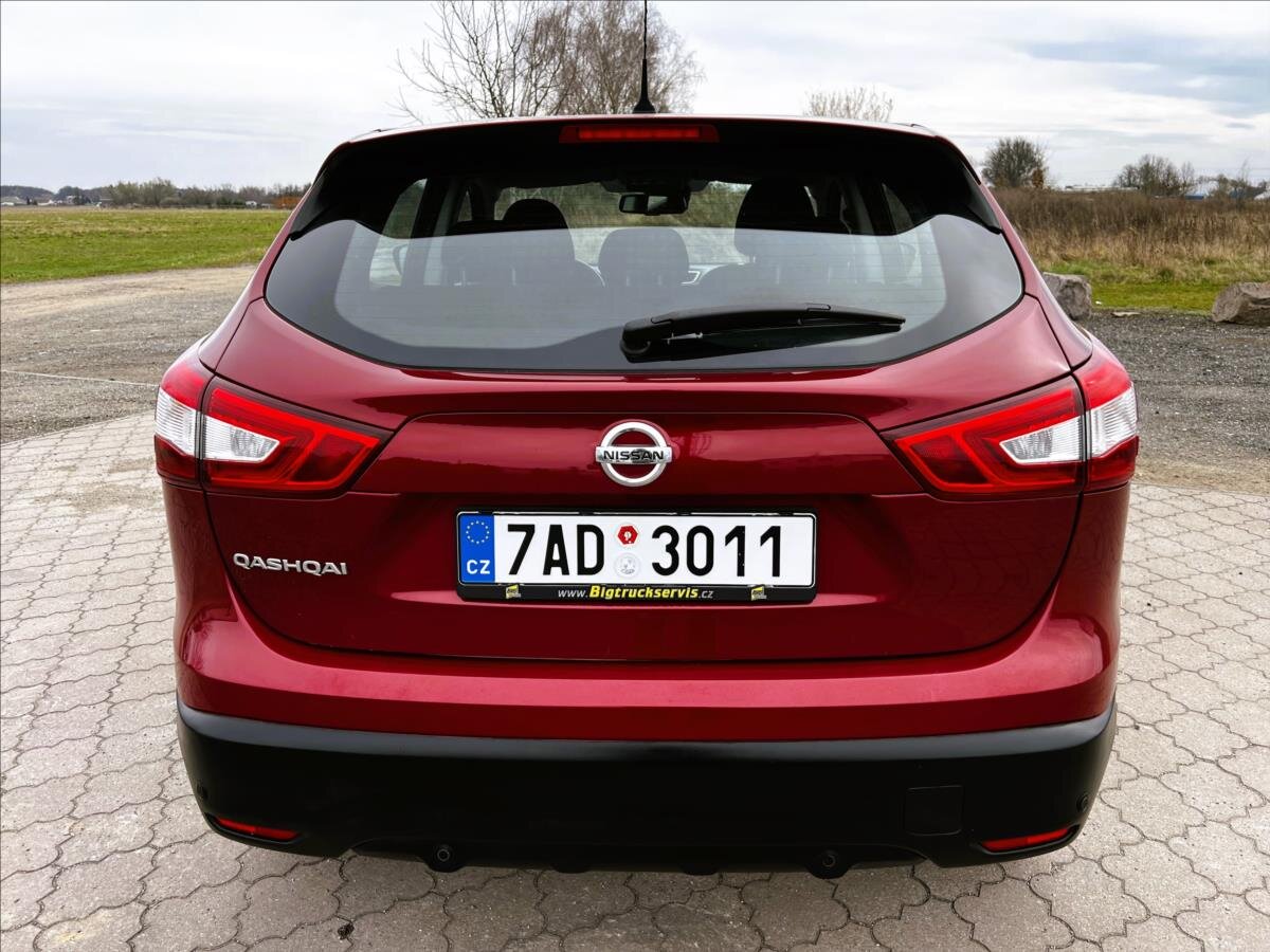 Nissan Qashqai SUV / Terénní 1,2 l 85 kw