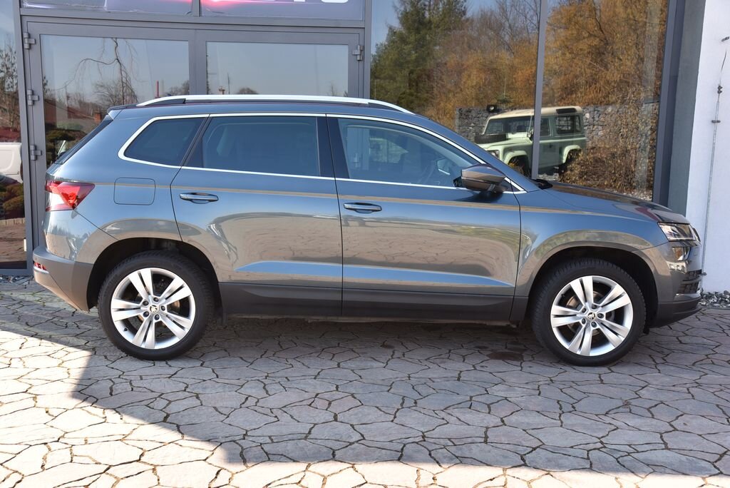 Škoda Karoq SUV / Terénní 1,5 l 110 kw