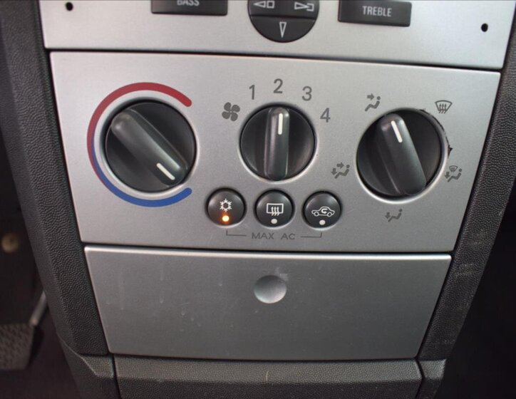 Opel Meriva MPV 1,7 l 74 kw