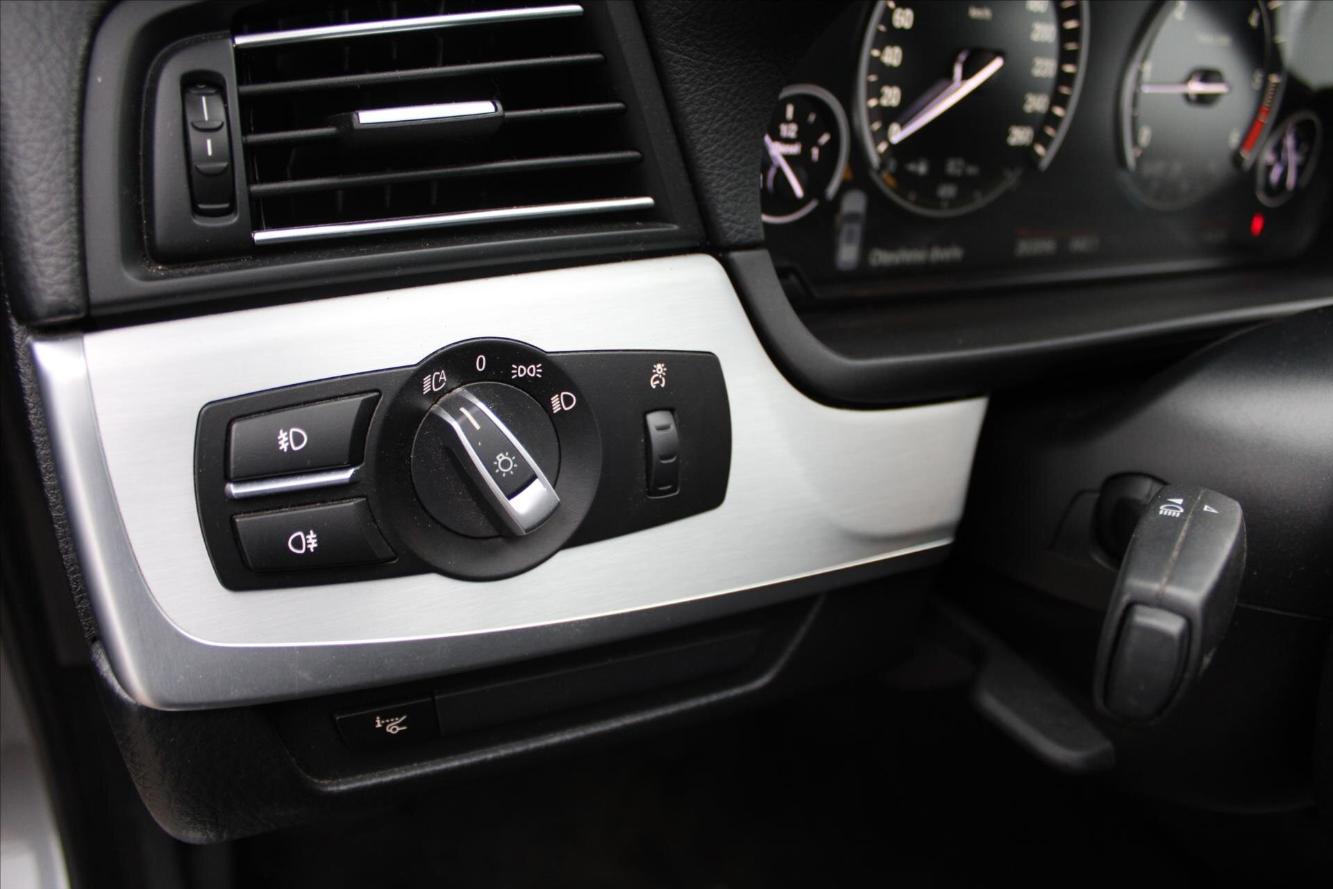 BMW Řada 5 Kombi 2,0 l 140 kw