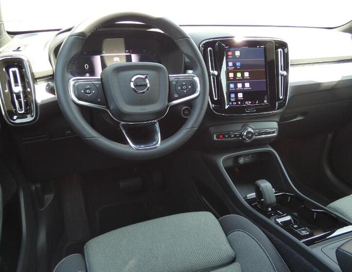Volvo XC40 5