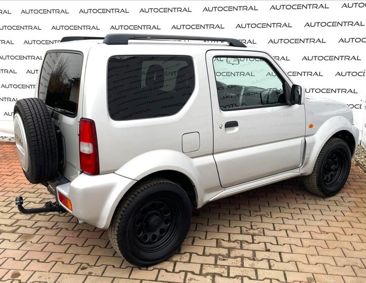 Suzuki Jimny 4