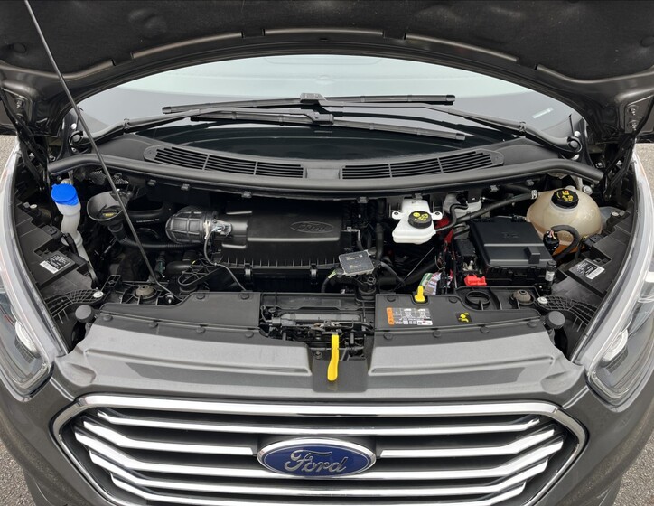 Ford Tourneo Custom 43