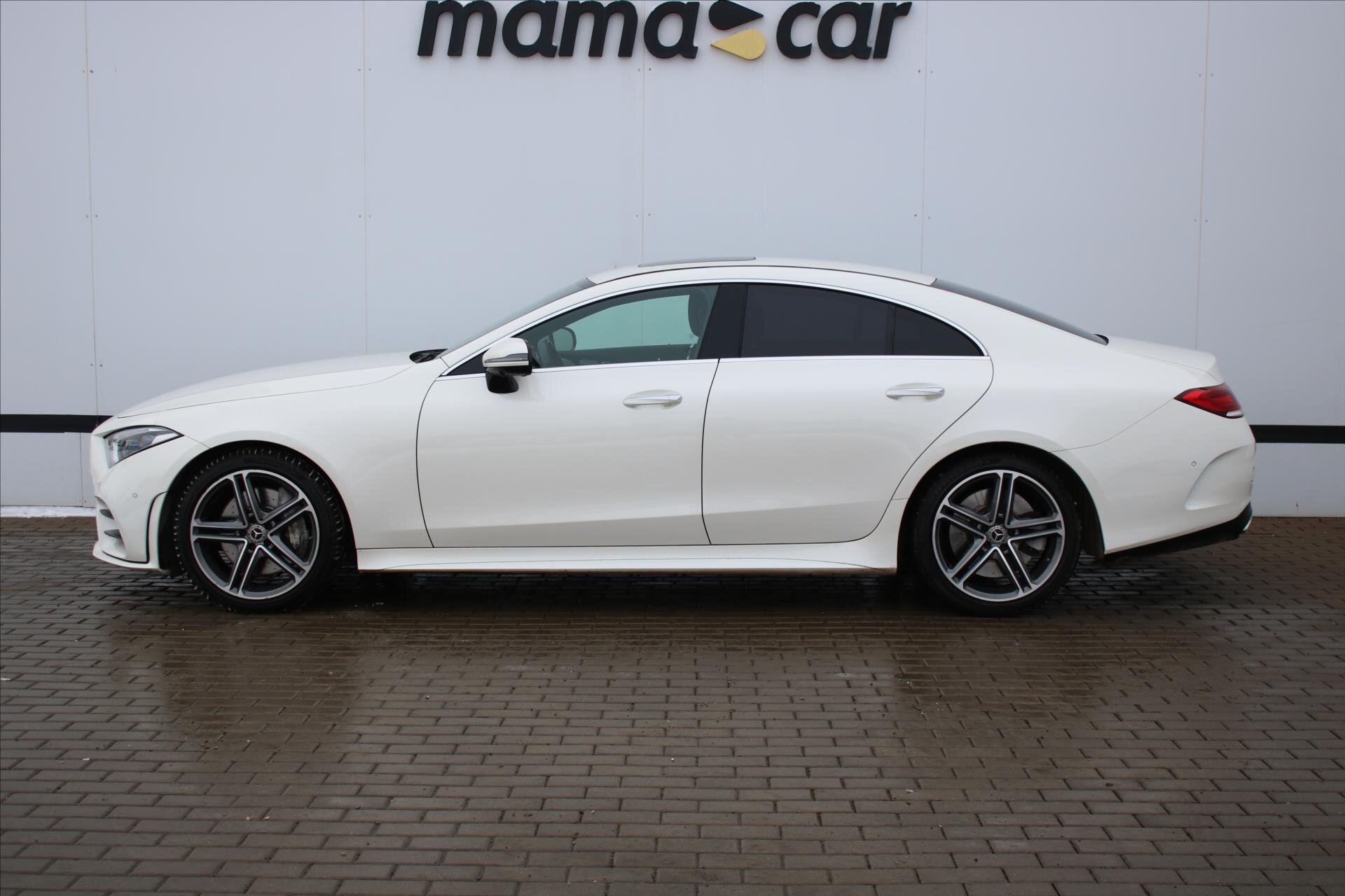 Mercedes-Benz CLS Sedan 3,0 l 270 kw