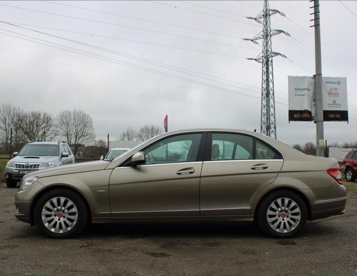 Mercedes-Benz Třídy C 8