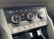 Škoda Karoq SUV / Terénní 1,5 l 110 kw