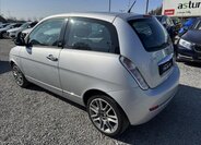 Lancia Y Hatchback 1,2 l 55 kw