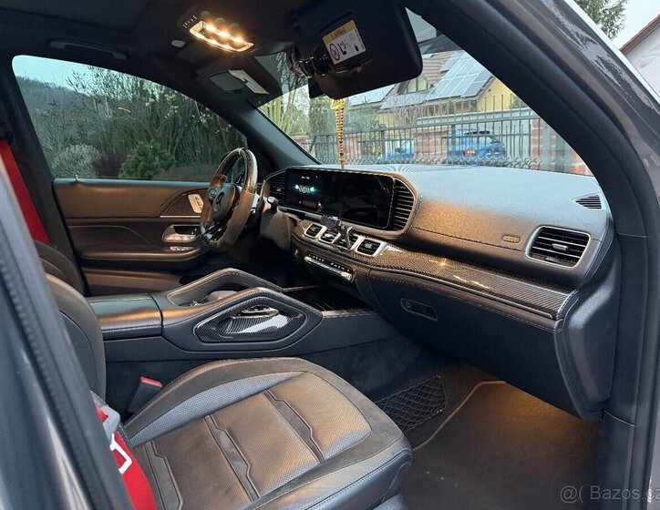 Mercedes-Benz GLE Kombi 3,0 l 320 kw