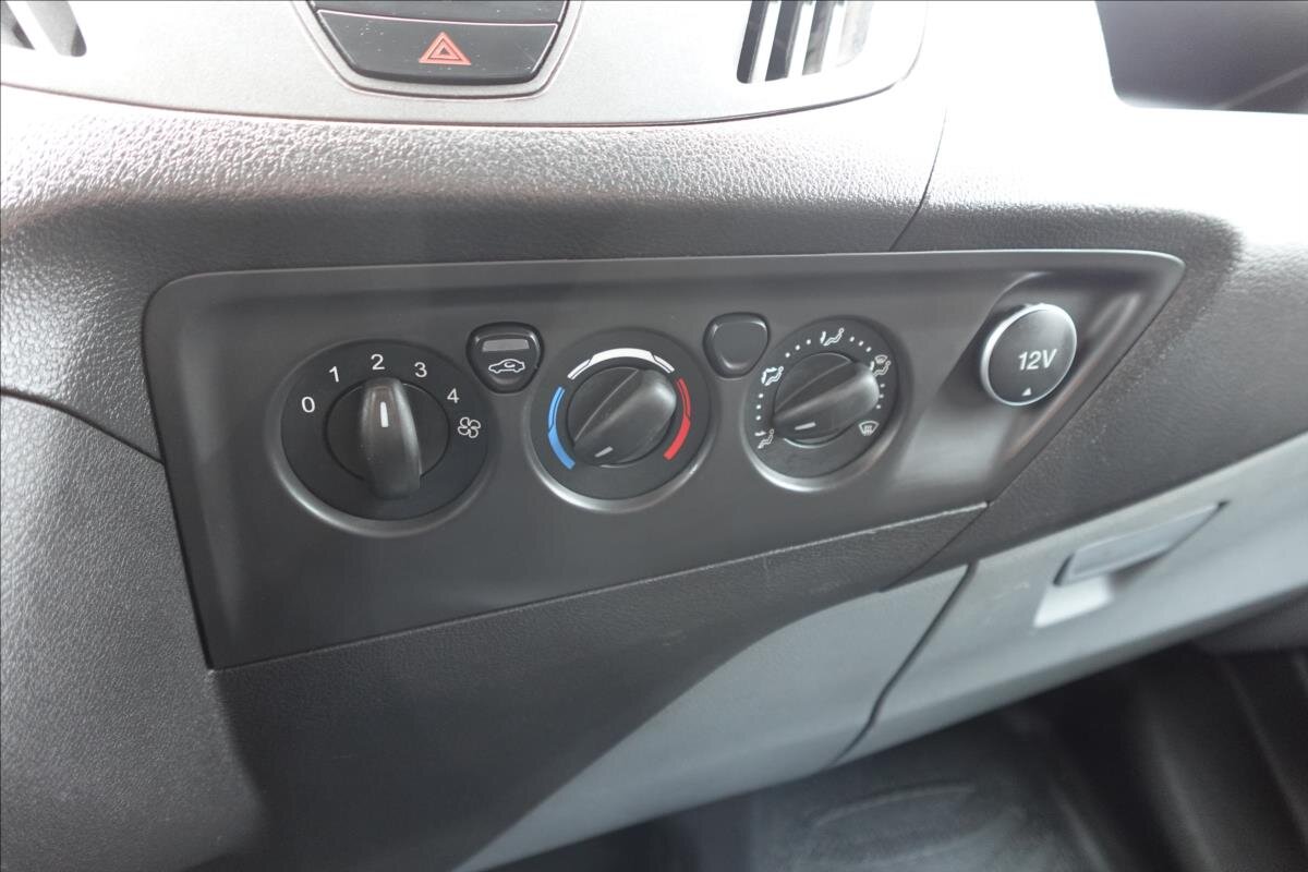 Ford Transit Custom Ostatní 2,0 l 77 kw