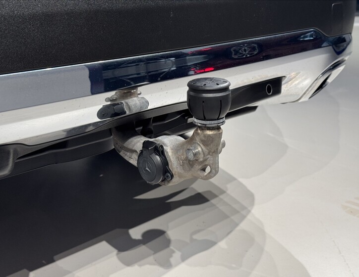 Mercedes-Benz GLC 11