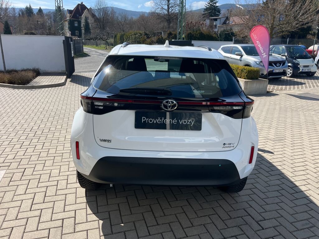 Toyota Yaris Cross SUV / Terénní 1,5 l 68 kw