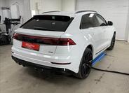 Audi Q8 6