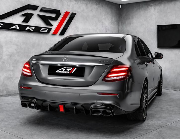 Mercedes-Benz Třídy E 6