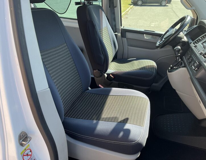 Volkswagen Transporter Kombi 2,0 l 110 kw