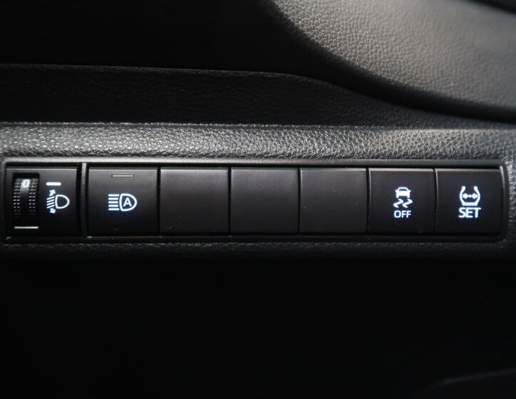 Toyota Corolla Sedan 1,8 l 72 kw