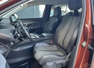 Peugeot 5008 SUV 1,2 l 96 kw