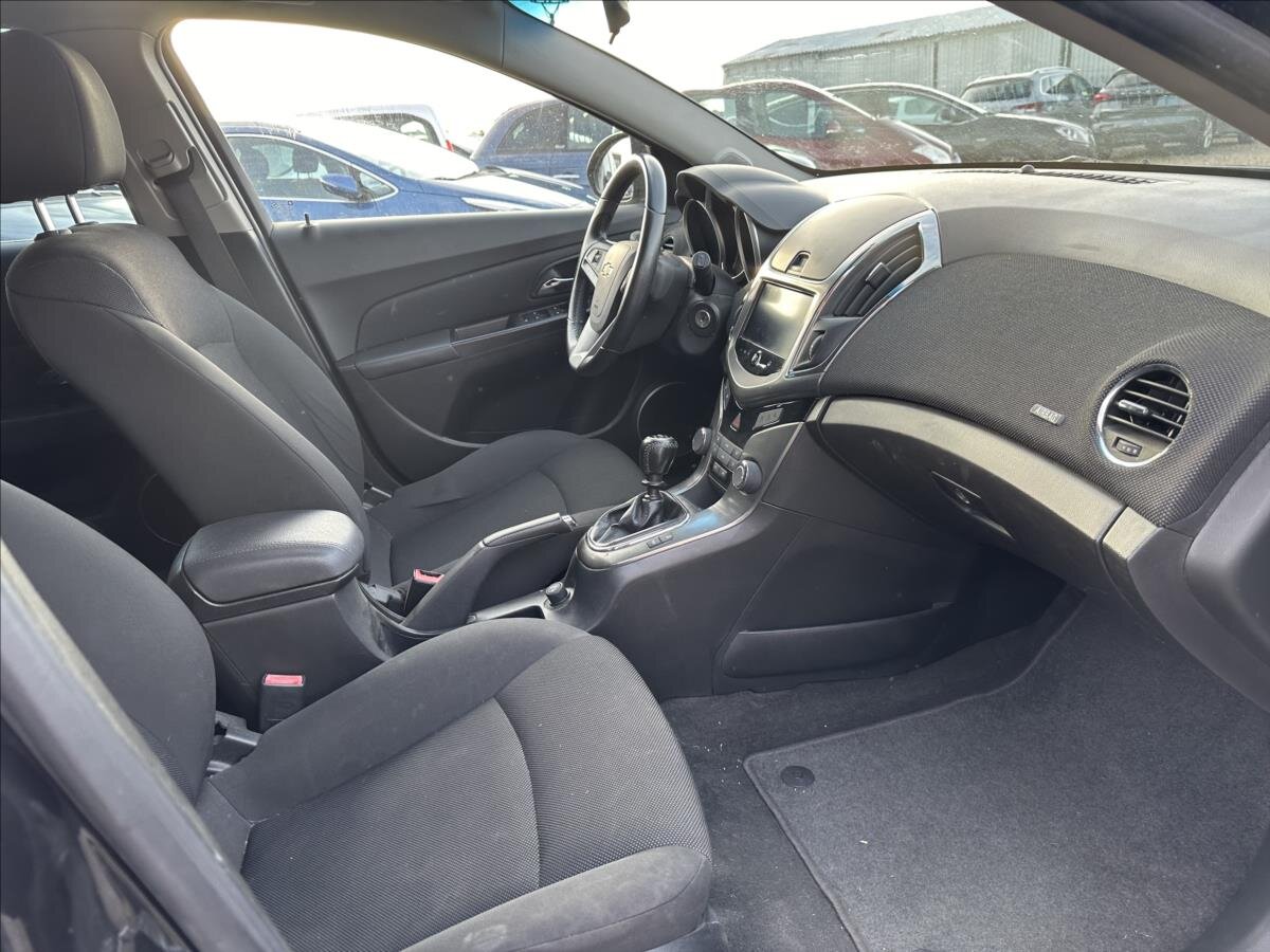 Chevrolet Cruze Kombi 1,7 l 96 kw