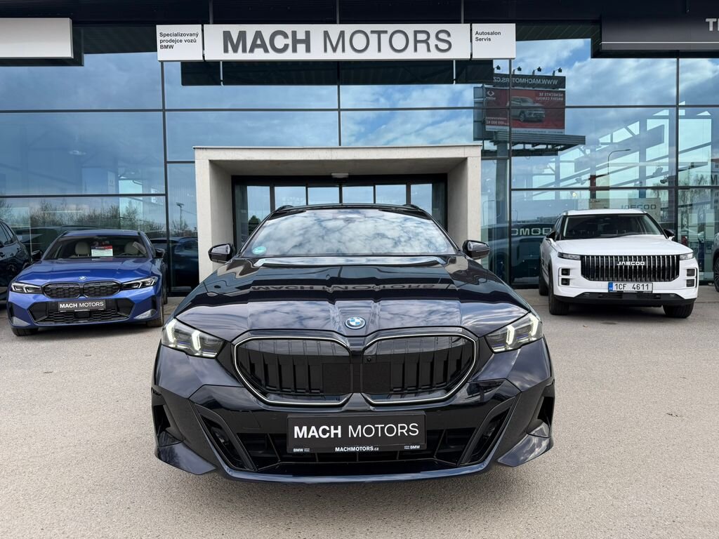 BMW Řada 5 Kombi 3,0 l 360 kw