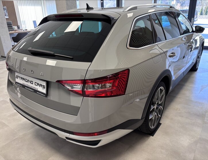 Škoda Superb Kombi 2,0 l 206 kw