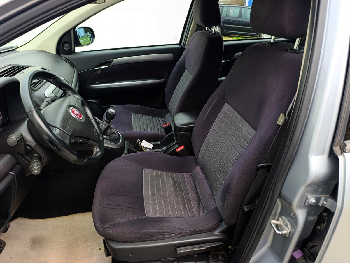 Fiat Croma Kombi 1,9 l 88 kw