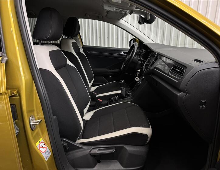 Volkswagen T-Roc 38