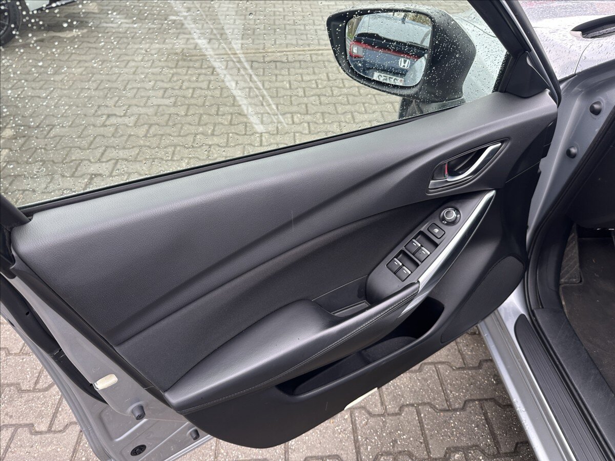 Mazda 6 Kombi 2,0 l 121 kw