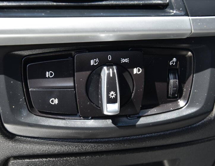 BMW X5 SUV / Terénní 3,0 l 204 kw