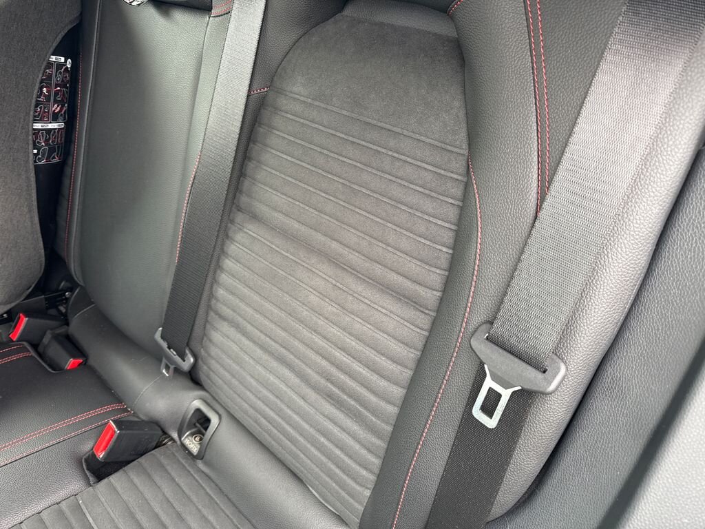 Mercedes-Benz CLA MPV 0,0 130 kw