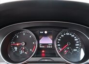 Volkswagen Passat 11