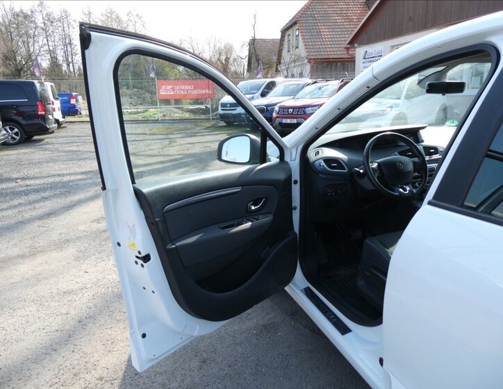 Renault Scénic MPV 1,5 l 81 kw