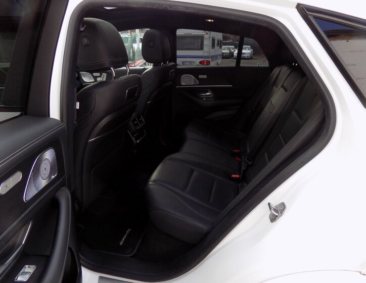 Mercedes-Benz GLE 10