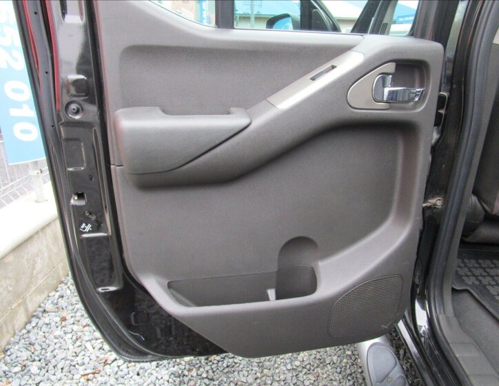 Nissan Navara Ostatní 2,5 l 126 kw