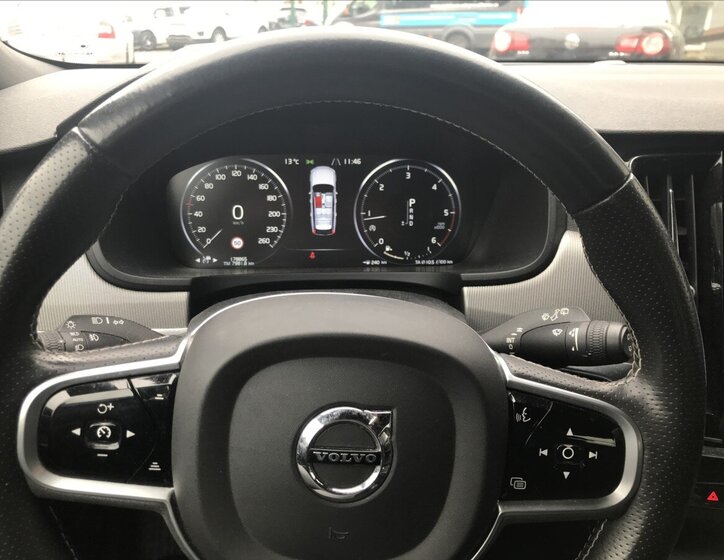 Volvo V90 Kombi 2,0 l 140 kw