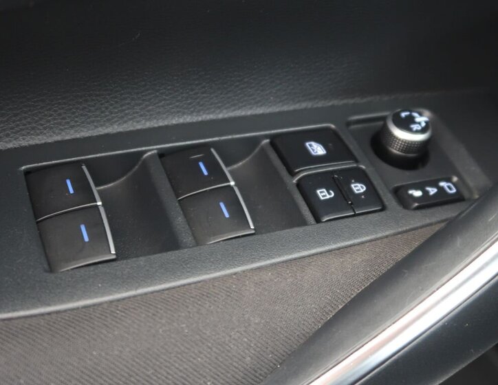 Toyota Corolla Kombi 1,8 l 72 kw