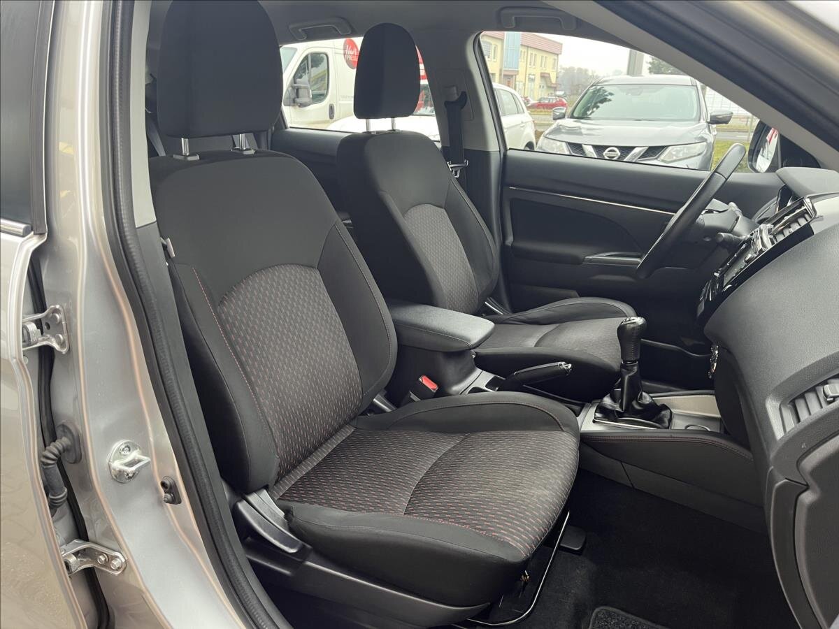 Mitsubishi ASX SUV 1,6 l 86 kw